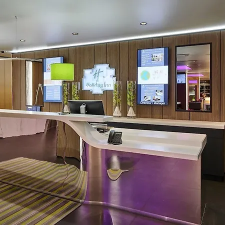 Des Grands Voyageurs Hotel 4*