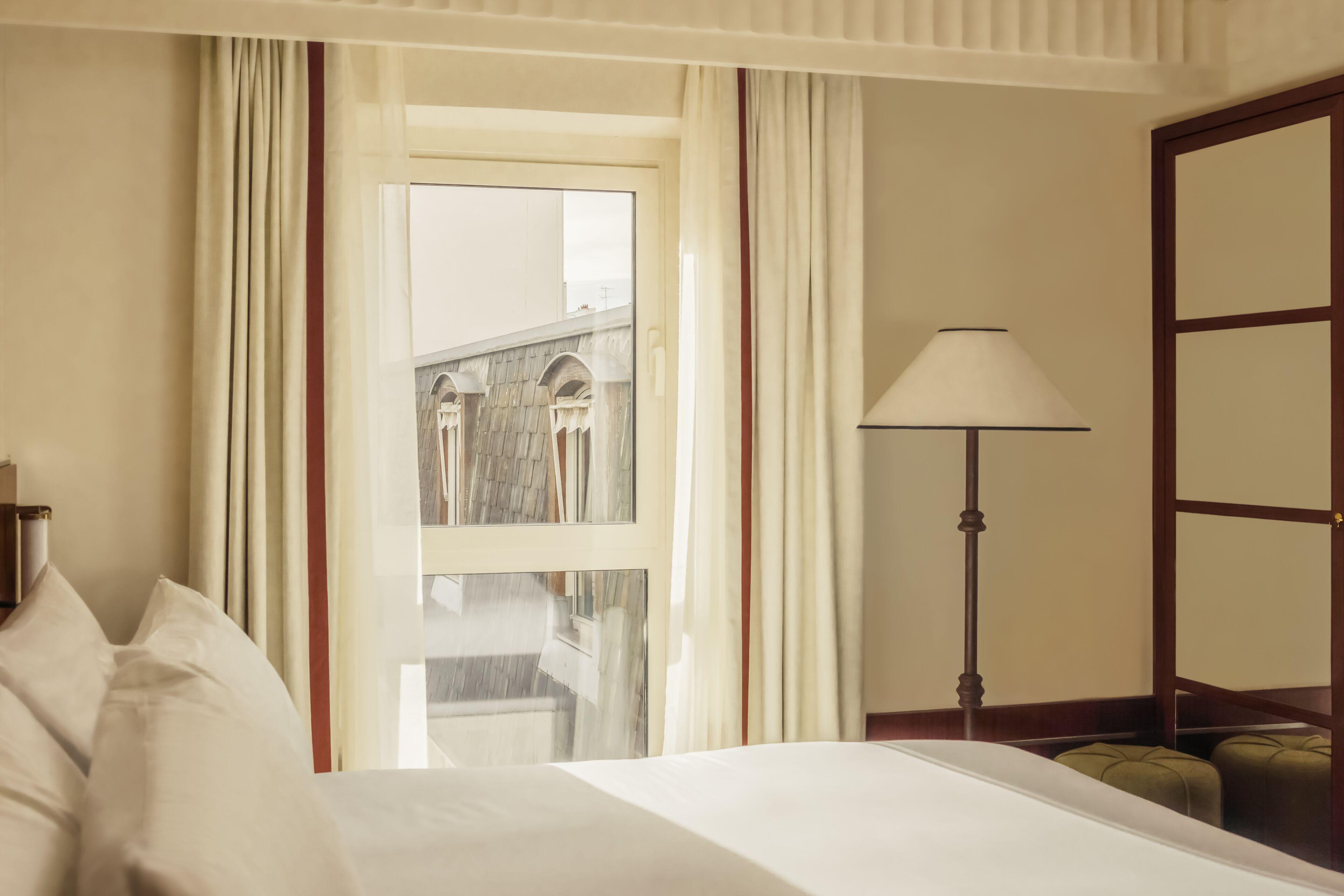 Des Grands Voyageurs Hotel 4*